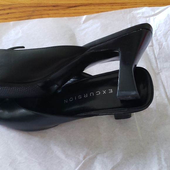 Shoes - Picture 3 of 5